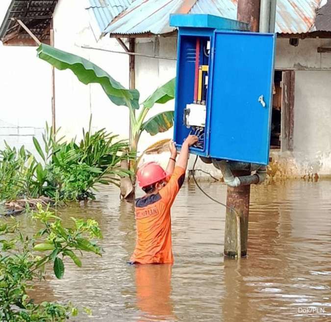 PLN pulihkan 502 gardu distribusi listrik terdampak banjir di Jawa Tengah