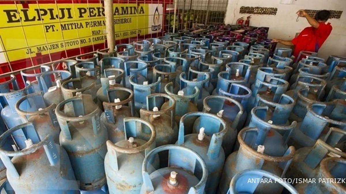 Ketika Dahlan bersemangat umumkan penurunan elpiji