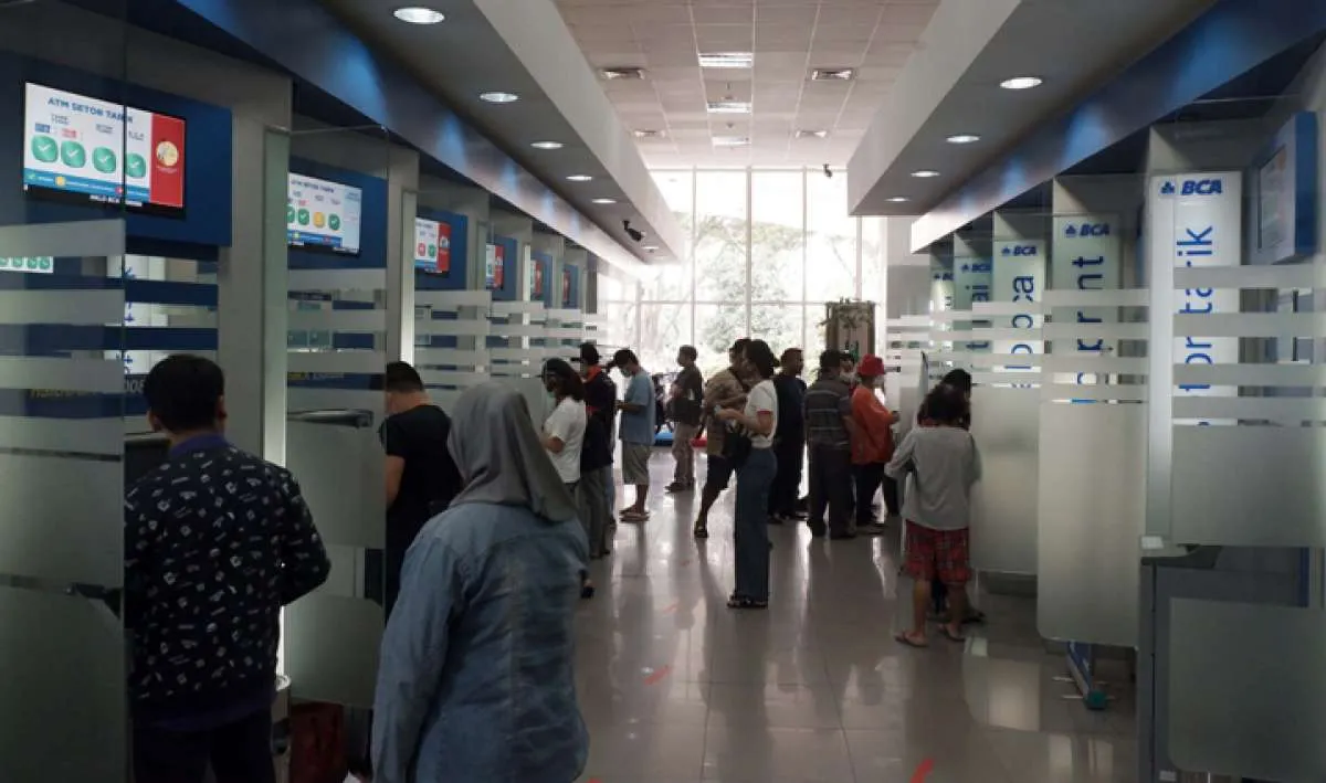 Bunga deposito BCA turun jadi 3,6%, Bank Mandiri 4,88%, BNI 5,5%, BRI 5,05%