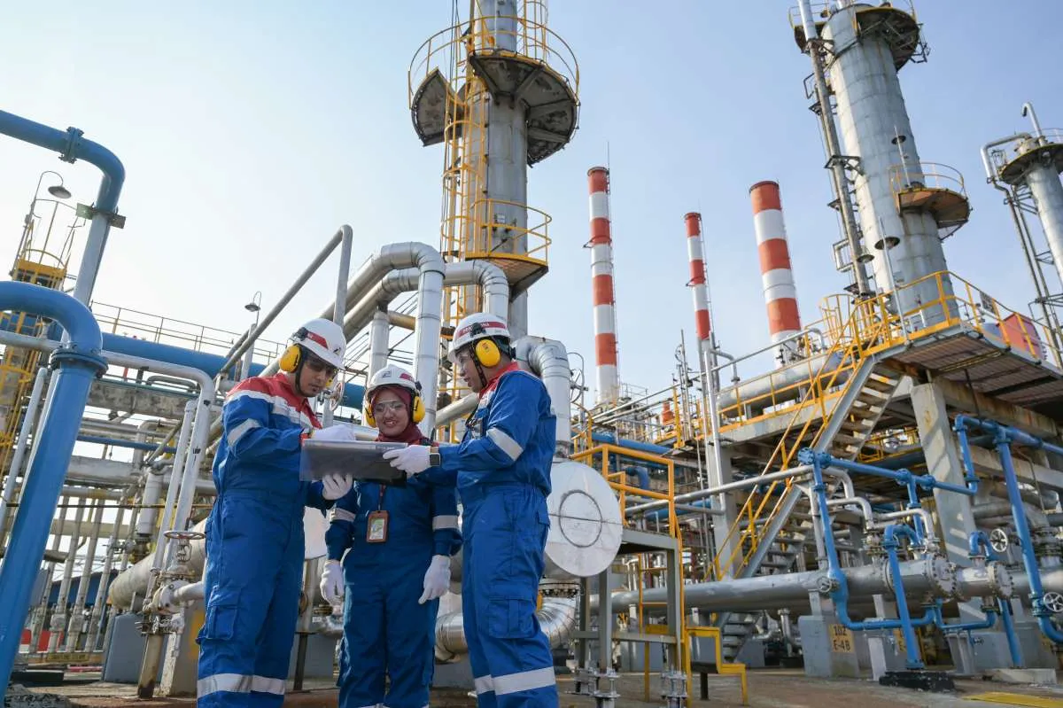 Menilik Prospek dan Tantangan Industri Migas pada 2025