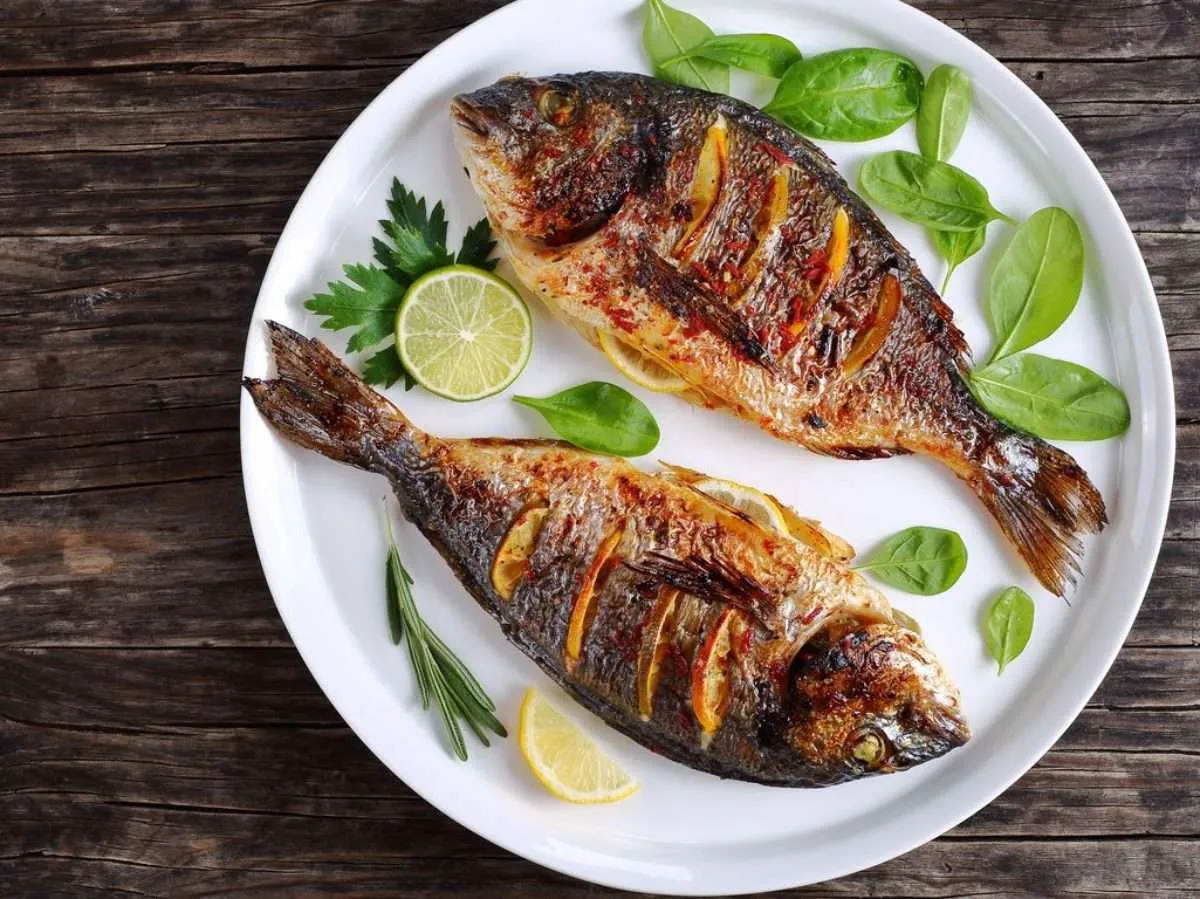 Tips Bikin Kulit Ikan Goreng Lebih Renyah Tanpa Takut Gosong