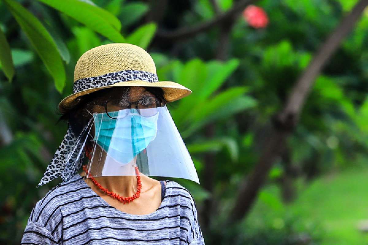 Pelindung wajah cegah corona