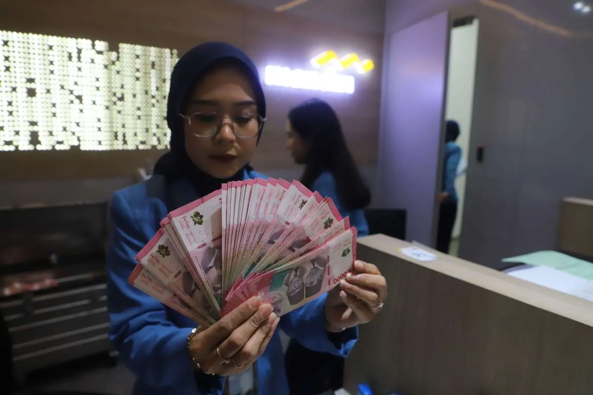 Ingin Tukar Valas? Intip Kurs Dollar-Rupiah di Bank Mandiri Hari Ini Kamis (25/4)