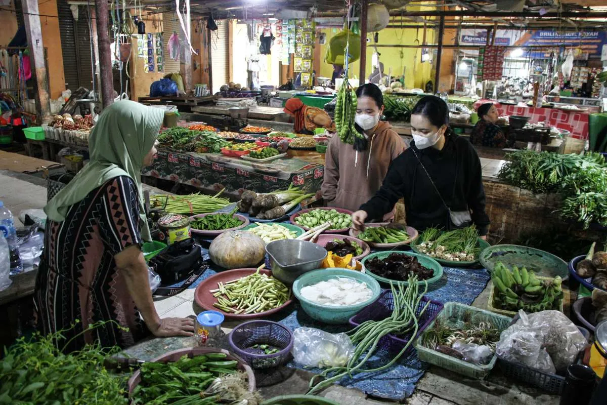 Jelang Puasa, Harga Bawang Putih, Cabai, Gula Hingga Minyak Goreng Melonjak
