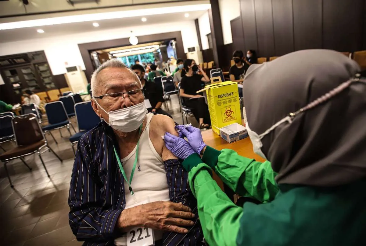 Penambahan Terbesar Vaksinasi Covid-19 Masih di Dosis Pertama