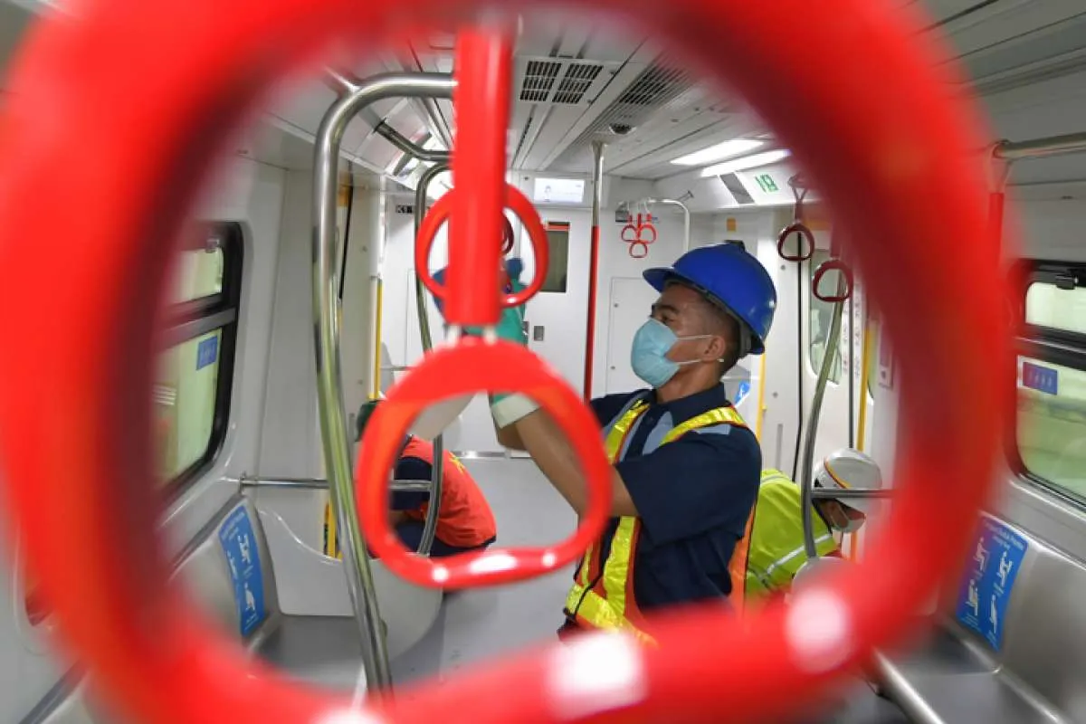 Darurat sipil, mulai besok LRT ubah headway dari 10 menit menjadi 30 menit 