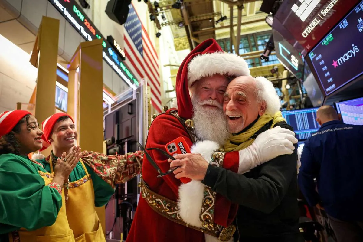 Wall Street Bergerak Datar pada Perdagangan Singkat Jelang Natal