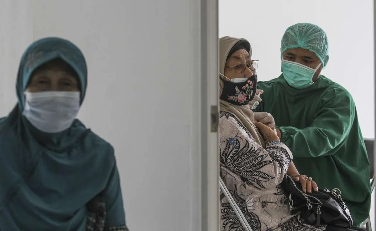 Setelah Jakarta, Vaksin Covid-19 Booster Juga Akan Dilaksanakan di 20 Provinsi Ini