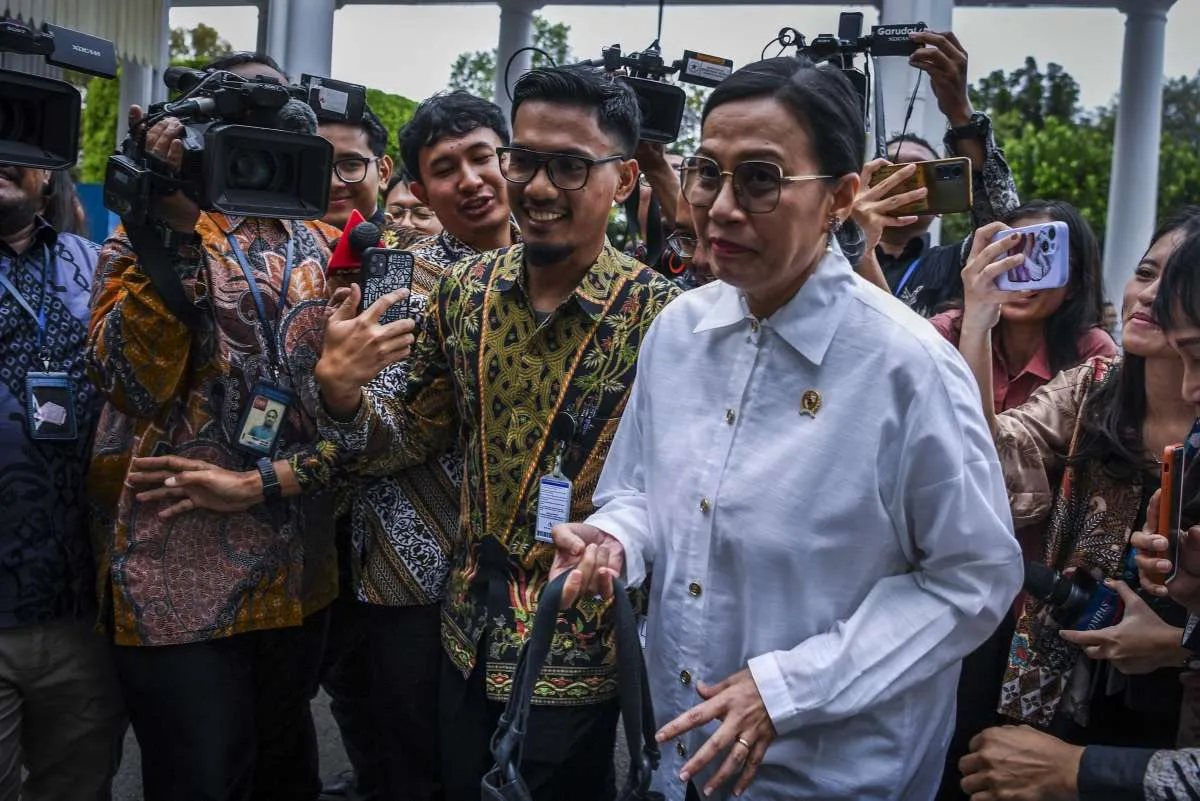 Sri Mulyani Bantah Deflasi Mei 2025 Disebabkan Daya Beli Lesu