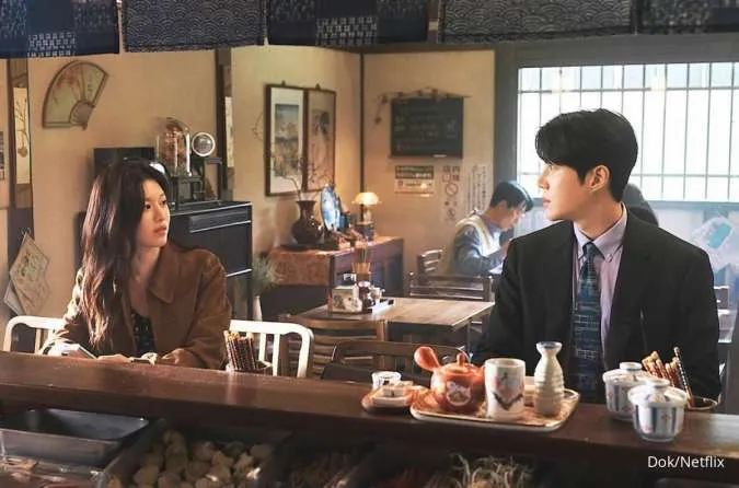 Serial dan Film Romantis Tentang Cinta Segitiga, Ada yang Baru di Netflix