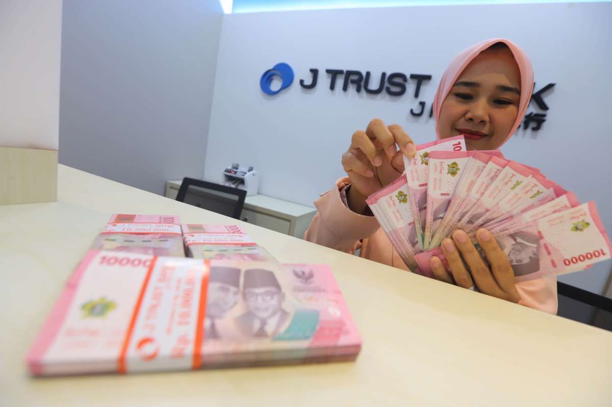 Pertumbuhan Dana Pihak Ketiga Perbankan Capai 8,21% pada April 2024