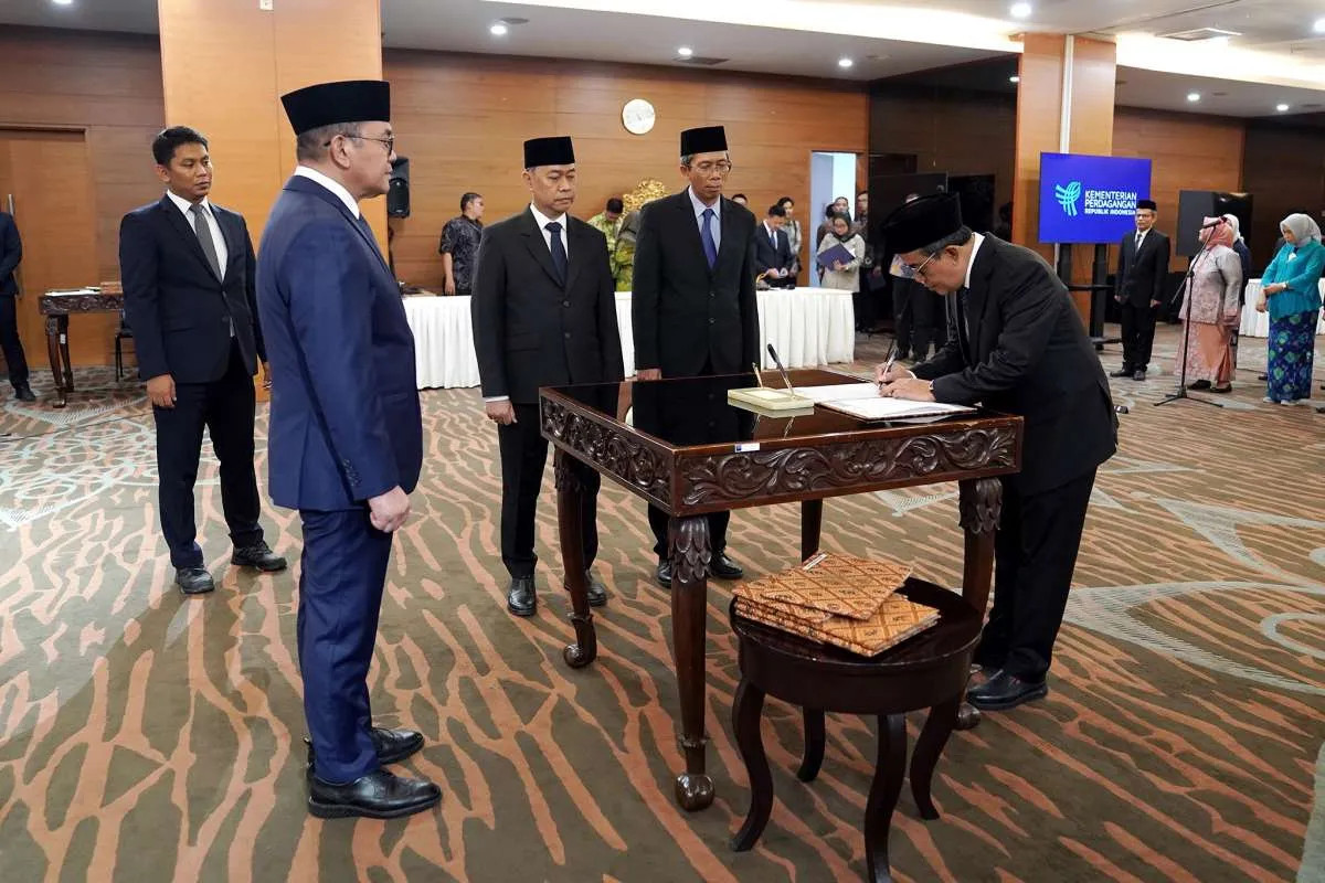 Mendag Busan Lantik 12 Pejabat Eselon I Kemendag