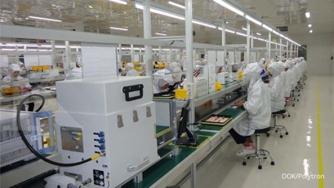 Rayakan Ultah, Polytron percantik showroom di GI