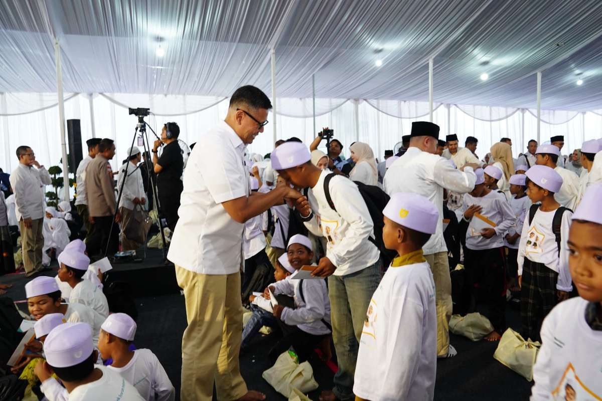 BSI Berbagi Santunan bagi 5.000 Anak Yatim