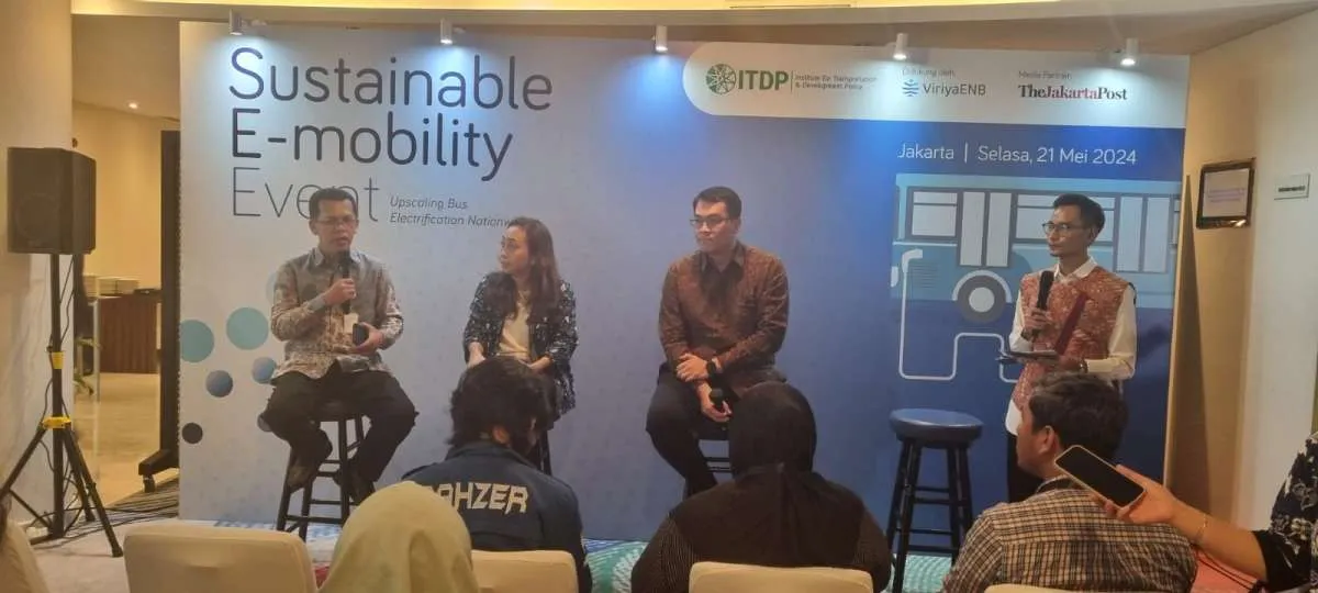 ITDP Bersama Kemenhub & ViriyaENB Luncurkan Studi Peta Jalan & Intensif Elektrifikasi