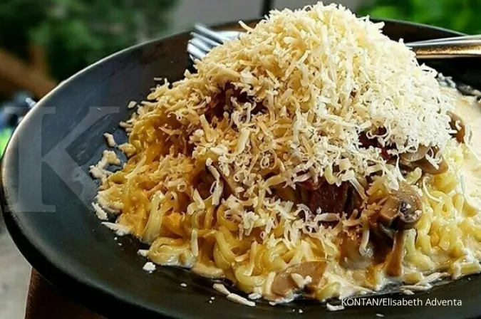 Indomie served in Milan halal restaurant 