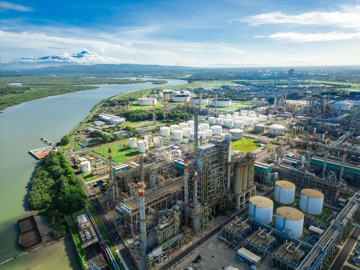 Pertamina Lanjutkan Proyek Avtur Berbahan Minyak Jelantah di Kilang Dumai & Balongan