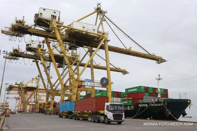 Neraca Dagang Indonesia dengan AS Tercatat Surplus, dengan China Defisit