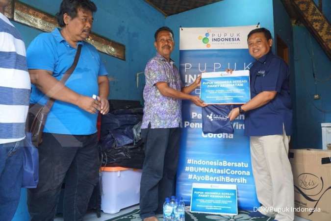 Ḍukung PSBB, Pupuk Indonesia bagikan sembako