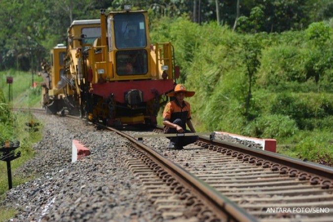 Proyek jalur rel ganda Jakarta-Surabaya molor