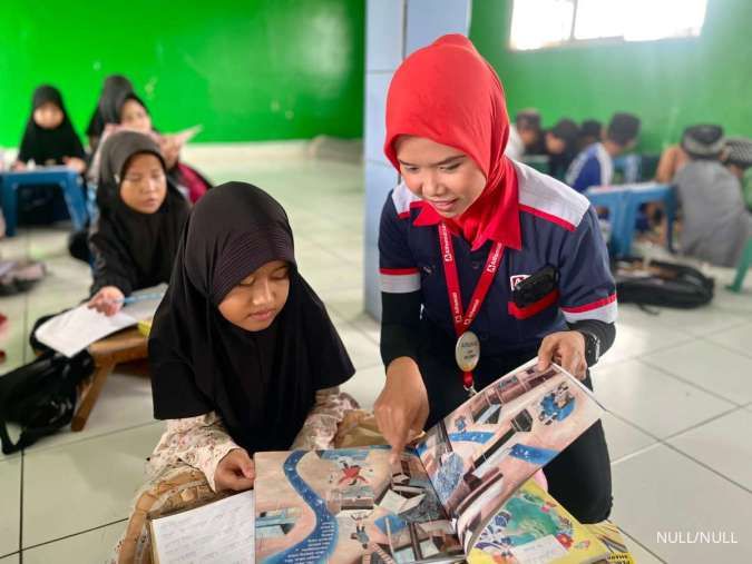 Dorong Literasi Anak, Alfamidi dan SGM Salurkan Buku Bacaan di 11 Cabang