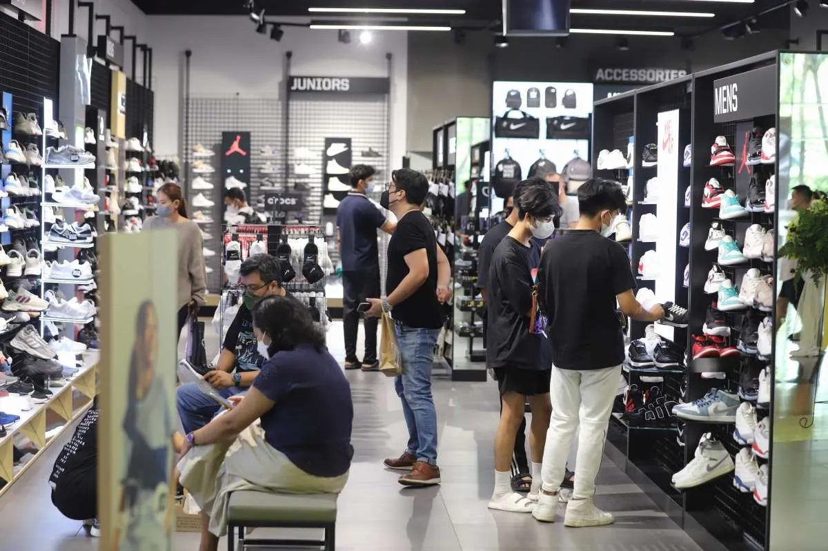 Promo Spesial Ramadan BRI x Adidas Berikan Diskon Hingga Rp300 Ribu