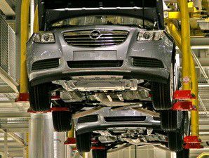 Era Bergabungnya Para Raksasa Otomotif Dunia