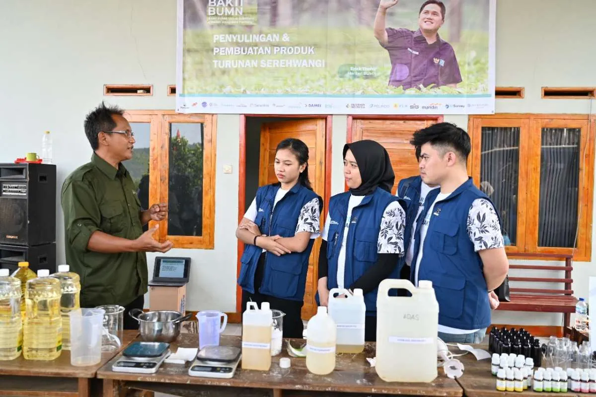 Dorong Petani di Cibadak Integrated Farming Pasarkan Olahan Hasil Panen Secara Online