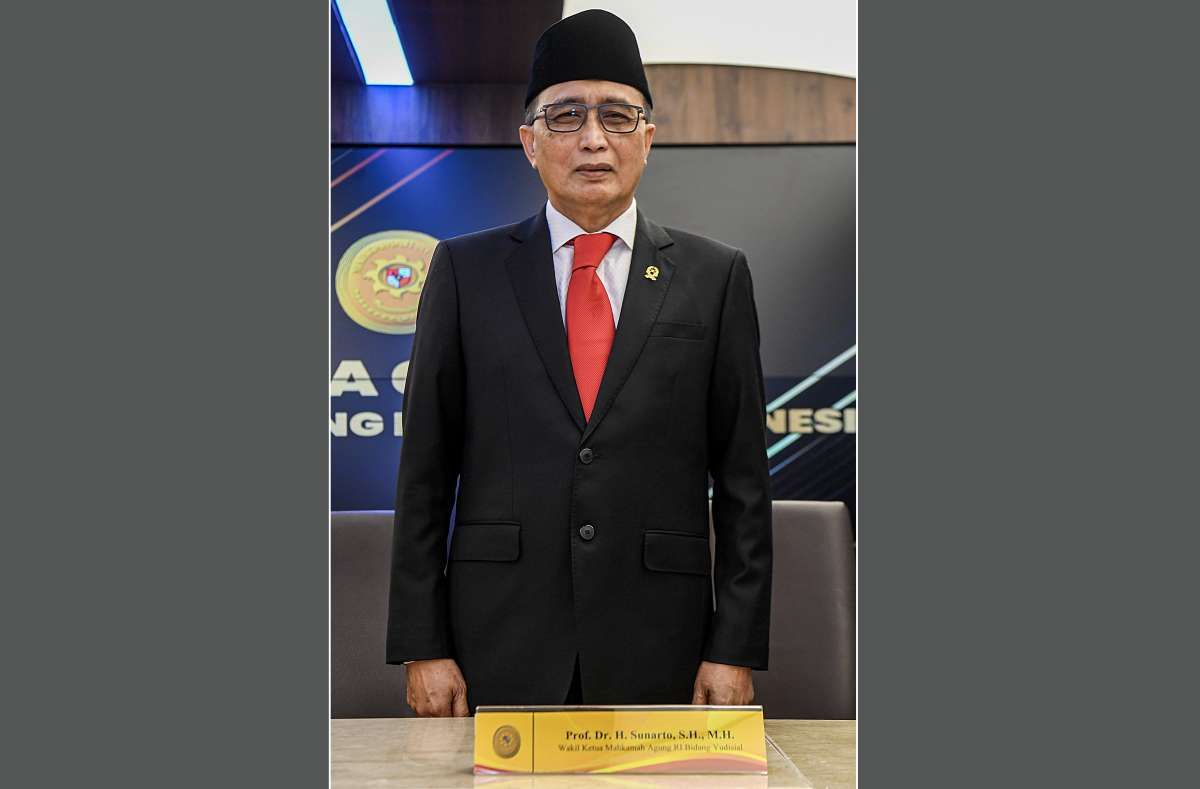 Layar Terkembang Nakhoda Baru Mahkaman Agung