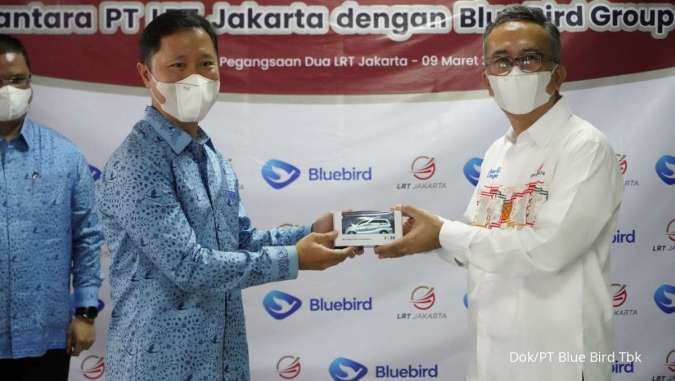 PT LRT Jakarta dan PT Blue Bird Group Tbk, Permudah Akses Layanan Teknologi Digital