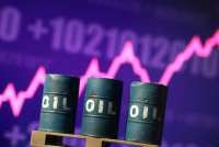 Harga Minyak Anjlok 6% di Pagi Ini (3/8), WTI Kembali ke Bawah US$ 80 Per Barel