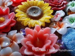 Laba bersinar dari hasil pembuatan lilin pesanan