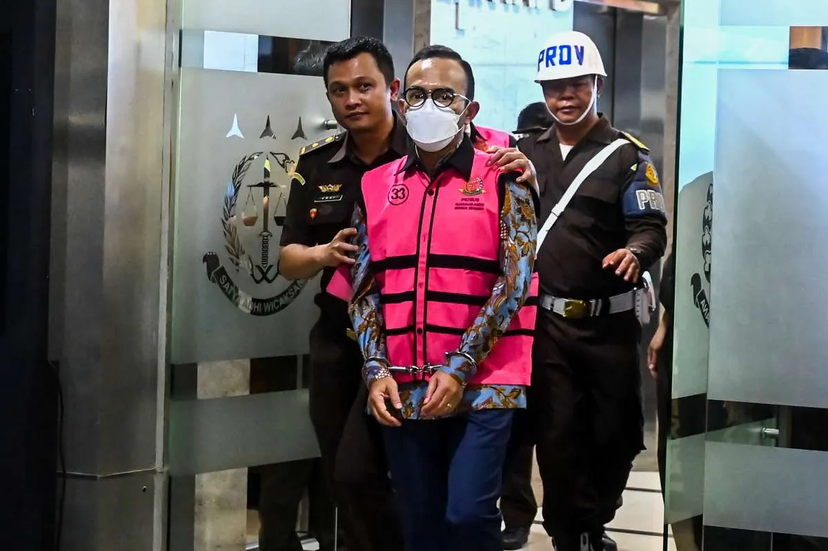 Eks Dirut Pertamina Patra Niaga Didakwa Perkaya 2 Perusahaan Singapura Secara Ilegal