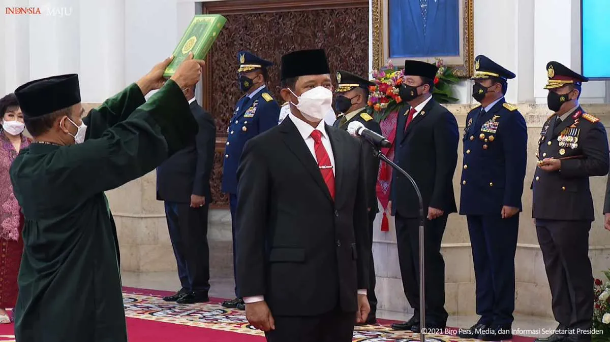 Jokowi lantik Mayjen Suharyanto jadi Kepala BNPB 