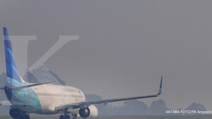 Ada kabut, bandara Palembang disesaki penumpang
