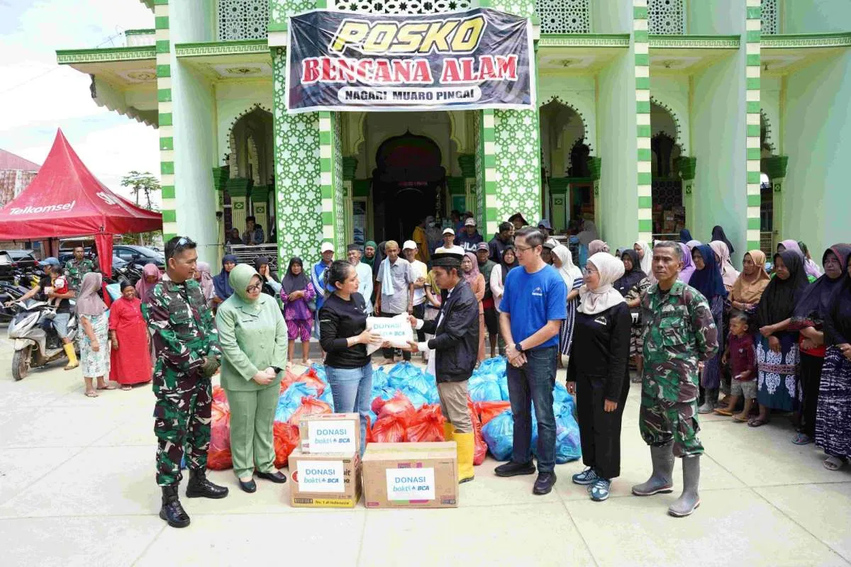 Bakti BCA Salurkan Bantuan Kemanusiaan, Bangun Instalasi Air Bersih & MCK di Sumatra