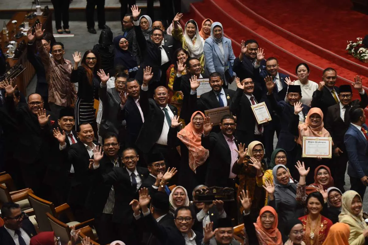 580 Anggota DPR Periode 2024 – 2029 Resmi Dilantik