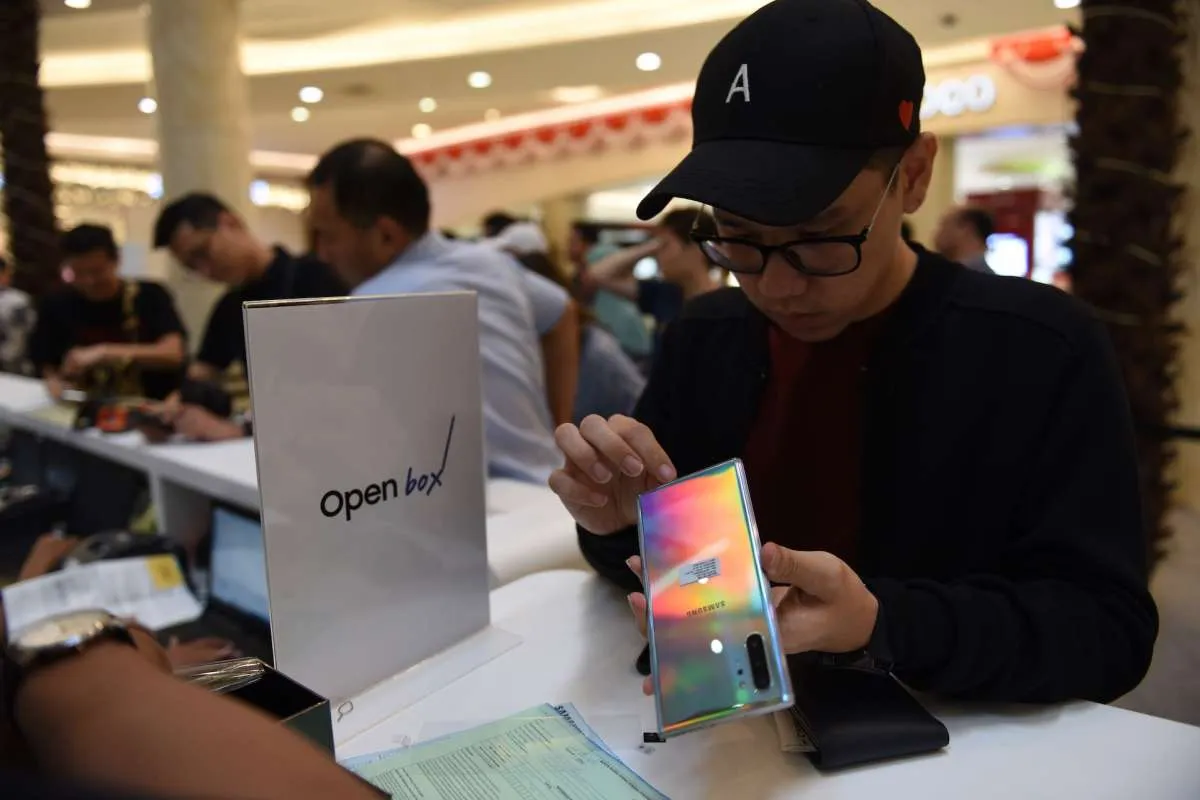 Saat Samsung diuntungkan sekaligus dirugikan atas perang dagang AS-China