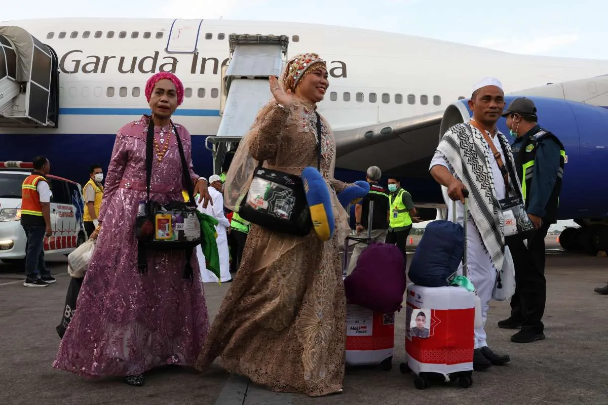 Penerbangan Haji Pesawat Garuda Delay 12 Jam, Jemaah Ungkap Kekecewaan