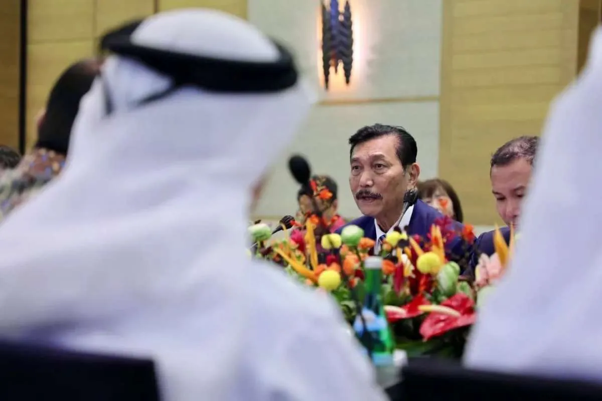 Luhut: RI-Uni Emirat Arab Jajaki Peluang Kerjasama di Sektor Energi Baru Terbarukan