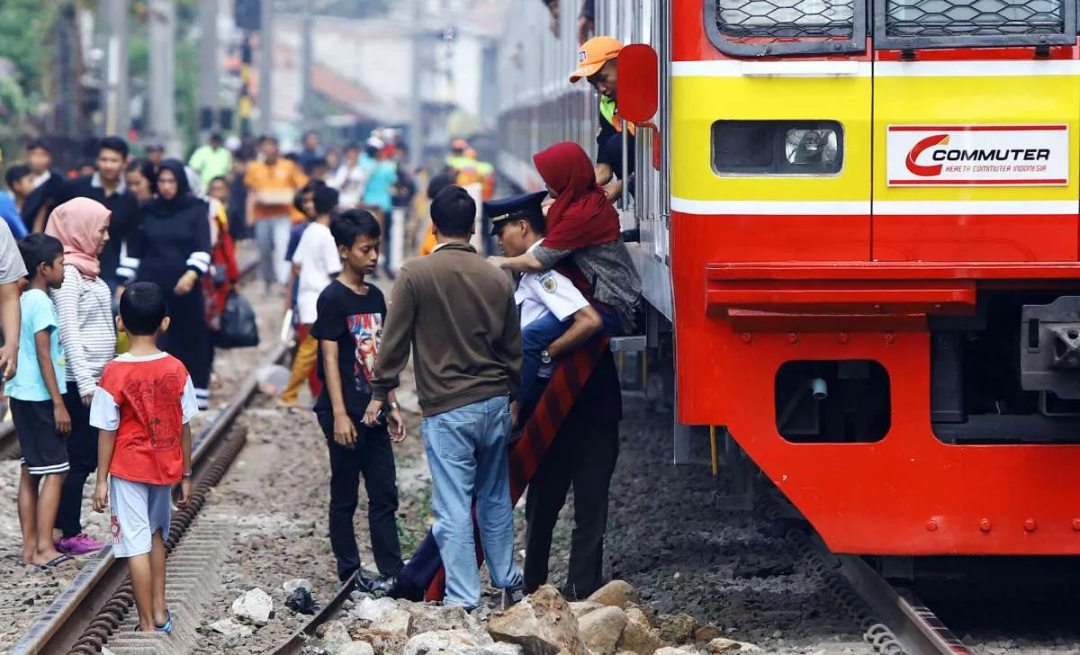 Listrik padam, transportasi publik masih masuk dalam masa pemulihan