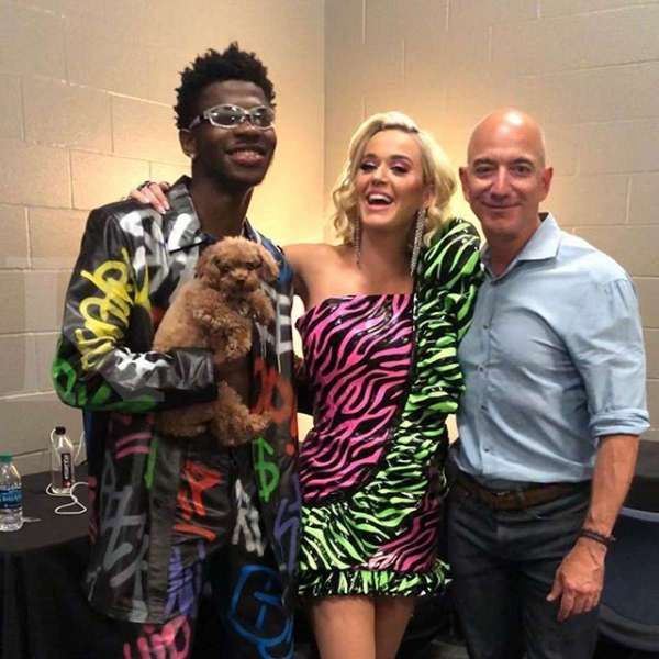 Jeff Bezos menghabiskan Selasa malam berpesta dengan Katy Perry dan Lil Nas X