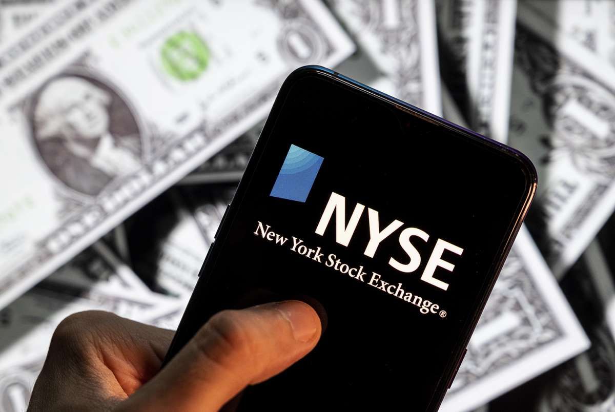 Permohonan Investasi Langsung Perusahaan China di Amerika Naik Dua Kali di 2021