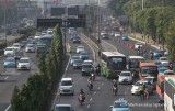 Jumlah mobil nopol ganjil genap di DKI sama banyak
