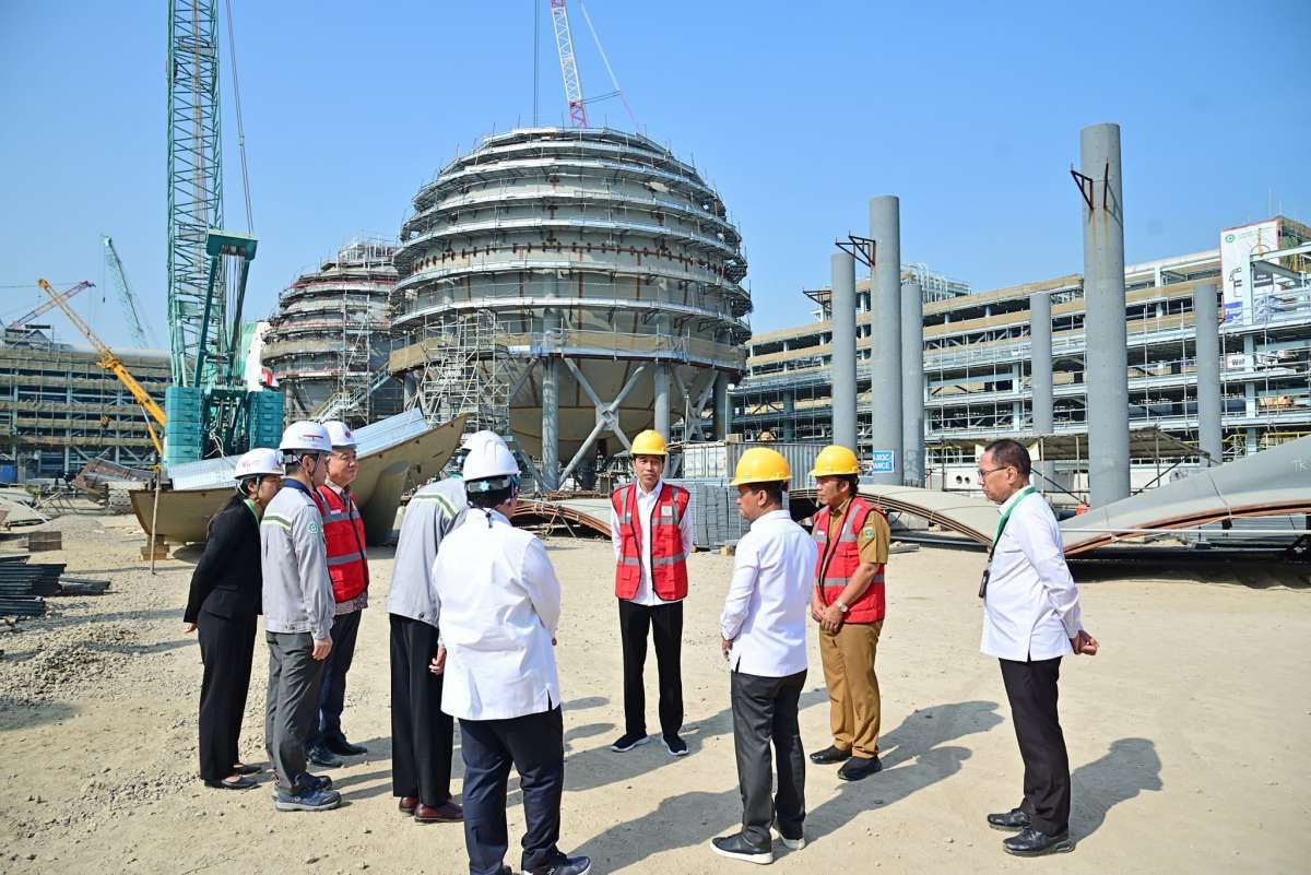 Gara-Gara Permendag 8/2024, Semua Investasi Petrokimia di Indonesia Dijadwal Ulang