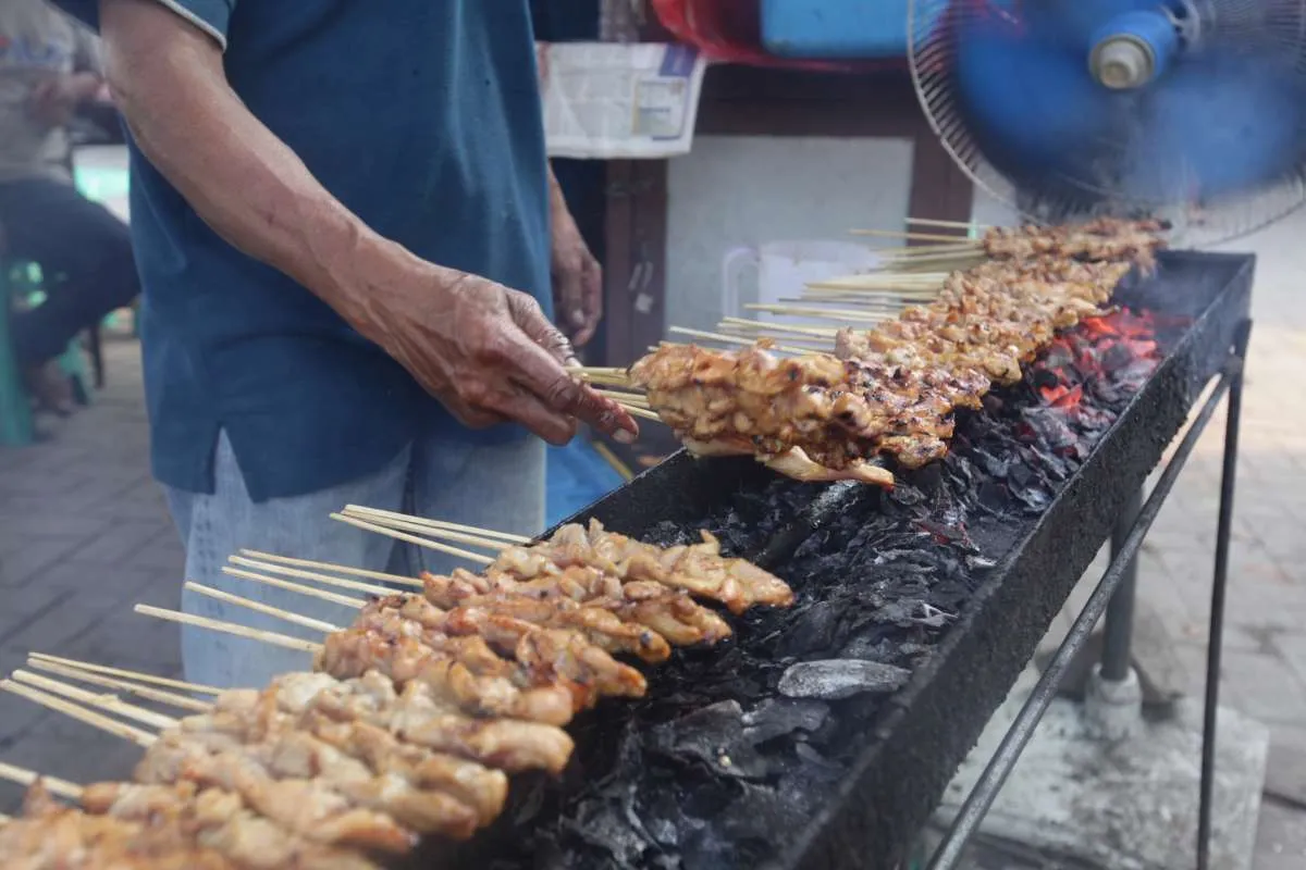 6 Sate terenak dan termurah di Bandung yang wajib dicoba