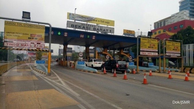 Hari pertama kebijakan ganjil genap, Gerbang Tol Bekasi Barat tampak sepi