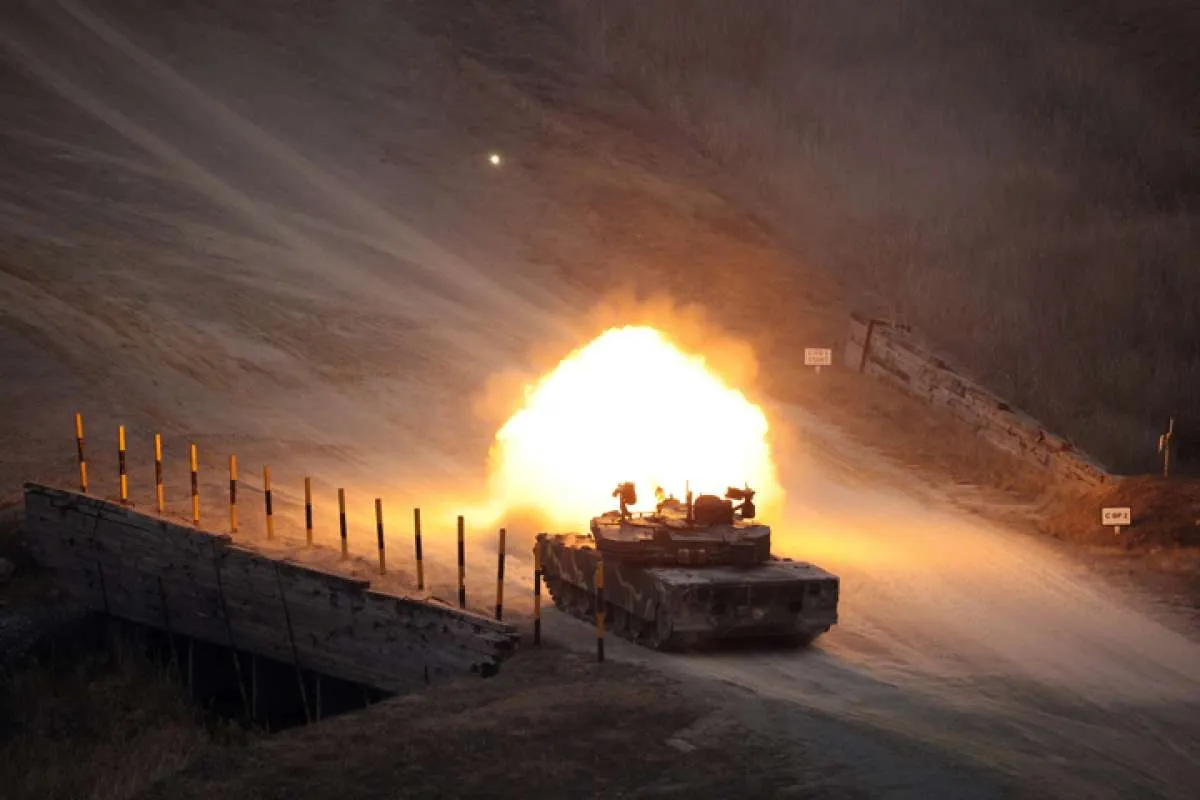 South Korea Fires Warning Shots After North's Boat Crosses Sea Border