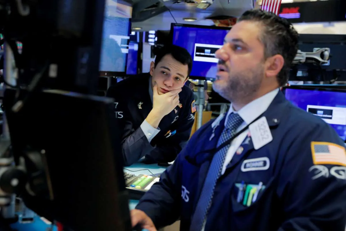 Wall Street naik dipicu tweet Donald Trump dan stimulus ECB