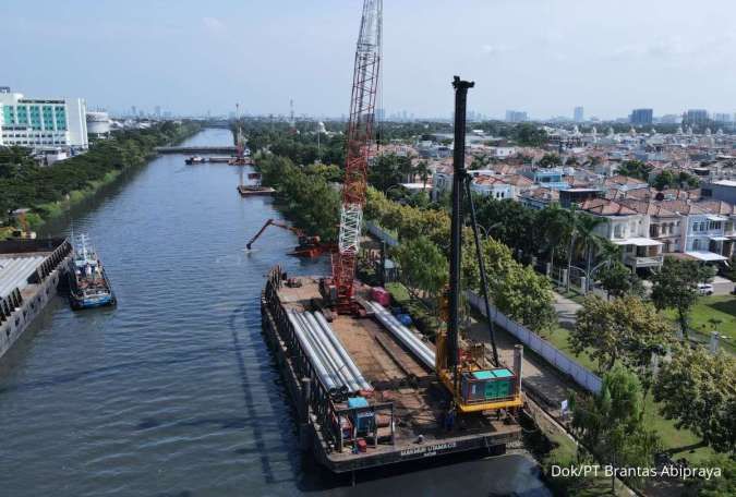 Brantas Abipraya Berkontribusi Atasi Banjir Rob Jakarta lewat Proyek NCICD 